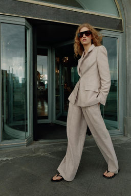 BLAZER PINZAS CON LINO / Arena / Vigor? - Zara фото 5