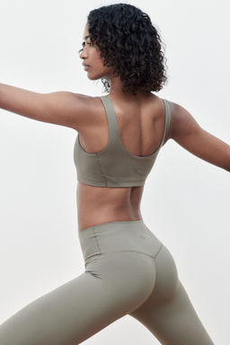 Sujetador de deporte en DryMove Medium Support - H&m фото 5