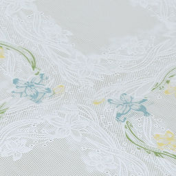 Коврик ПВХ "Вальс цветов" 37х137см, для ящиков и полок, "LACE" фактурная, на пленке, белый фон, цветной орнамент, упак. "эконом" п/э 22х30см т.м. "Домашняя Мода" (Китай)