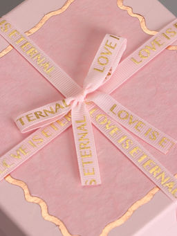 Набор подарочных коробок 3 в 1, прямоугольные с бантом, светло розовый, 19×19×9.8; 17×17×8; 15×15×6.5 см