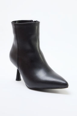Trendyol Shoes Siyah Sivri Burun Kad?n Ince Topuklu Yar?m Bot TAKAW25BO00016 - Trendyolmilla фото 3