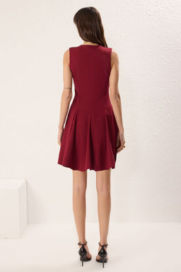 TRENDYOLMILLA Bordo Duz Etegi Belden Ac?lan Baglama Detayl? Mini Dokuma Elbise TWOSS25EL00747  фото 5
