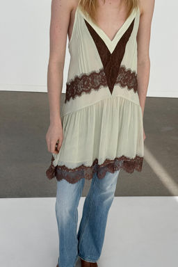 SHORT DRESS WITH CONTRAST LACE - Zara фото 8