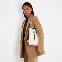 Рюкзак женский из искусственной кожи на молнии, 4 кармана, цвет молочный - Simaland фото 7