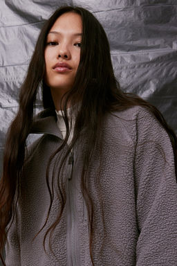 Chaqueta de deporte en borreguito