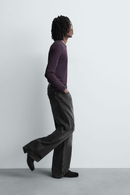 FLARE FIT JEANS