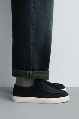 CASUAL LEATHER SHOES