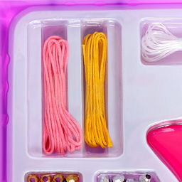 Набор для бисероплетения Волшебные бусины в чемодане