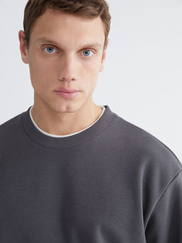 Bisiklet Yaka Erkek Kal?n Sweatshirt