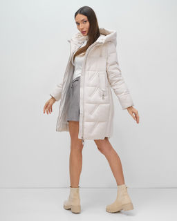 Куртка зимняя женская классическая с капюшоном бежевого цвета 7671B - Visdeer фото 14