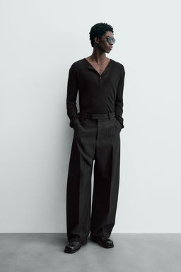 LIMITED EDITION WOOL V-NECK JUMPER