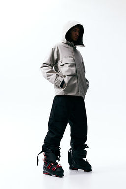 Loose Fit Ski jacket in StormMove