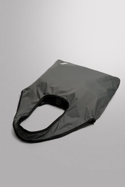 SPORTS TOTE BAG