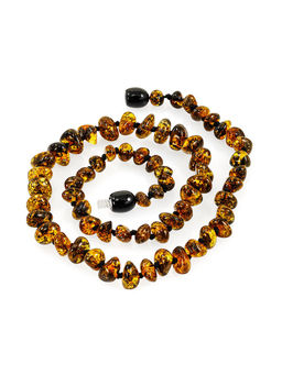 Детские бусы из натурального текстурного янтаря зелёного оттенка