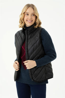 Женский черный жилет Неожиданная скидка в корзине