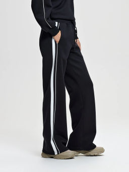 Трикотажные брюки