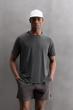 TEXTURED TRAINING T-SHIRT - Zara фото 2