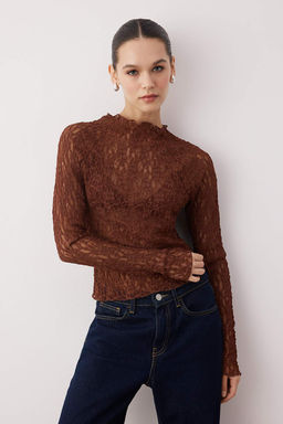 Kahverengi Fitted/Vucuda Oturan Reglan Kol Dantel Uzun Kollu Esnek Orme Bluz TWOAW26BZ00048