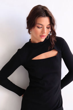 Martichelli Платье чёрное с вырезом фото 7