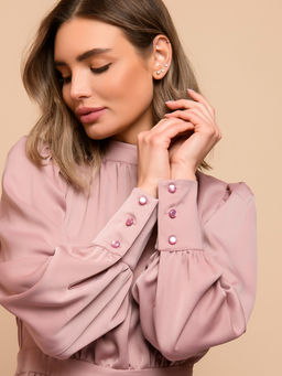 Платье длины миди розовое с драпировкой и длинными рукавами - 1001dress фото 4