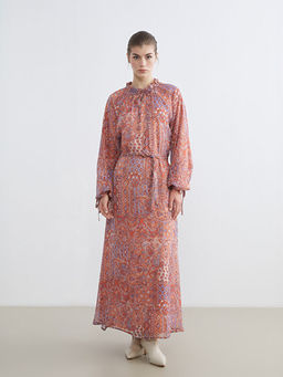 Desenli Belden Oturtmal? ?ifon Elbise