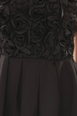 TRENDYOLMILLA Siyah 3 Boyutlu Gul Detayl? Mini S?k Elbise TPRSS25EL00129  фото 3