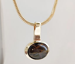 Кулон на цепочке