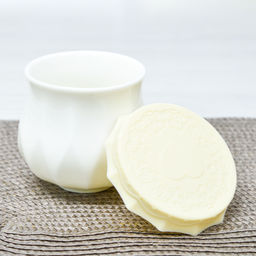 Баночка для меда с силиконовой крышкой 150 мл. фарфор арт. 811-0520