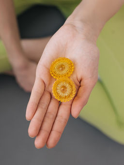 Цена за 2 шт. Массажёр для рук и ног, d=3.5 см, 2 кольца, жёлтый