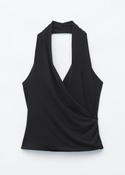 Top drapeado de cuello halter