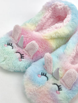 Kayd?rmaz Tabanl? K?z ?ocuk Ev ?orab?