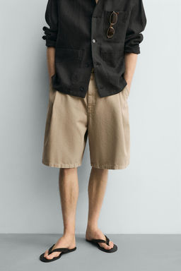 BERMUDA RELAXED FIT  PLIEGUES / Beige