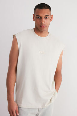 Ta_ Oversize/Geni_ Kesim Kabar_k Yaz_ Bask_l_ Etiketli S_f_r Kol T-Shirt/Atlet TMNSS24AL00005