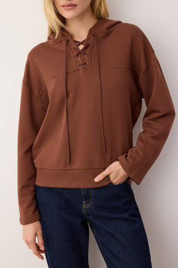 Lacivert Baglama Detayl? Oversize/Genis Kal?p Orme Sweatshirt TWOAW26SW00053 - Trendyolmilla фото 10