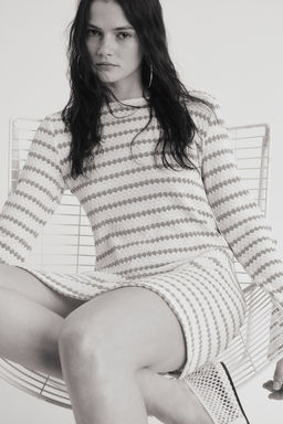 Vestido de punto con espalda descubierta