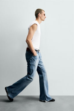 FLARE FIT JEANS
