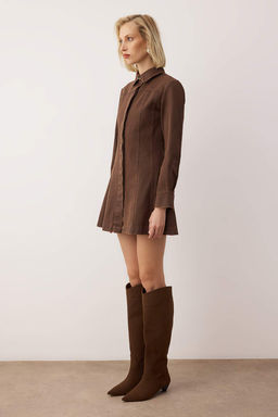 EXCLUSIVE Ozel Koleksiyon Kahverengi Mumlu Gabardin A-Line K?sa / Mini Dokuma Elbise TWOAW26EL00292 - Trendyolmilla фото 3