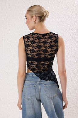 Siyah Dantel Asimetrik Orme Bluz TWOSS25BZ00571