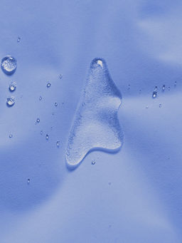 Парка зимняя подростковая для девочки с капюшоном и мехом василькового цвета 9534Vs - Valianly фото 20