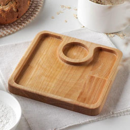 Менажница деревянная квадратная Доляна «Римини», 18×18×1,8 см, 2 секции, берёза, пропитана маслом