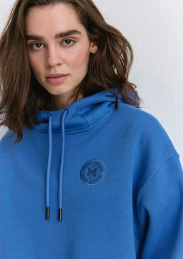 Mavi Patch Logo Kapusonlu Mavi Crop Sweatshirt  фото 6