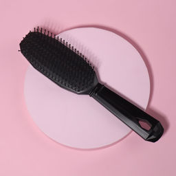 Расчёска массажная 5×22.5 (±1) см, чёрная