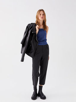 Kare Yaka Ask?l? Parlak G?r?n?ml? Kad?n Bluz