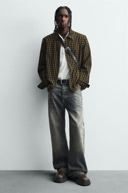 DISTRESSED CHUNKY CHELSEA BOOTS