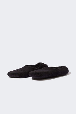 Мужская домашняя обувь на плоской подошве с плюшем