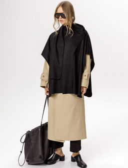 Пончо Pirs 6596 черный