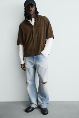 CAMISA FLUIDA BORDADO / Marr?n