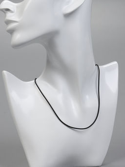 Цена за 10 шт. Шнурок каучуковый, неполый, 55 см, d=1.5 мм, чёрный в серебре