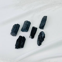 Кристалл из необработанного черного Турмалина (Шерл)