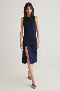 TRENDYOLMILLA Koyu Mavi Y?rtmacl? Midi Denim Elbise TWOSS25EL00155